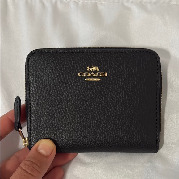 Coach Black Leather Zip-Around Compact Wallet like New - Picture 7 of 13